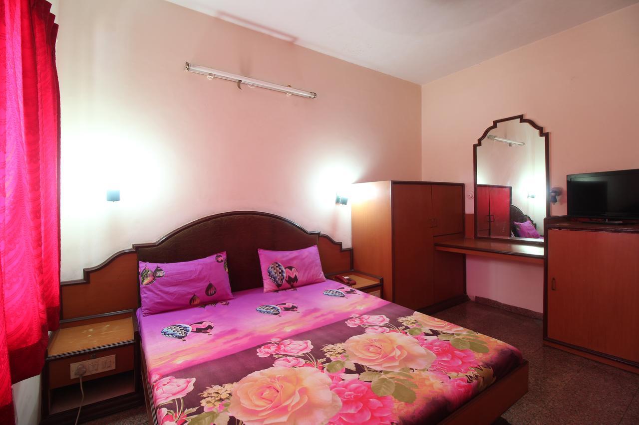 Soubhagya Inn Сілвасса Екстер'єр фото