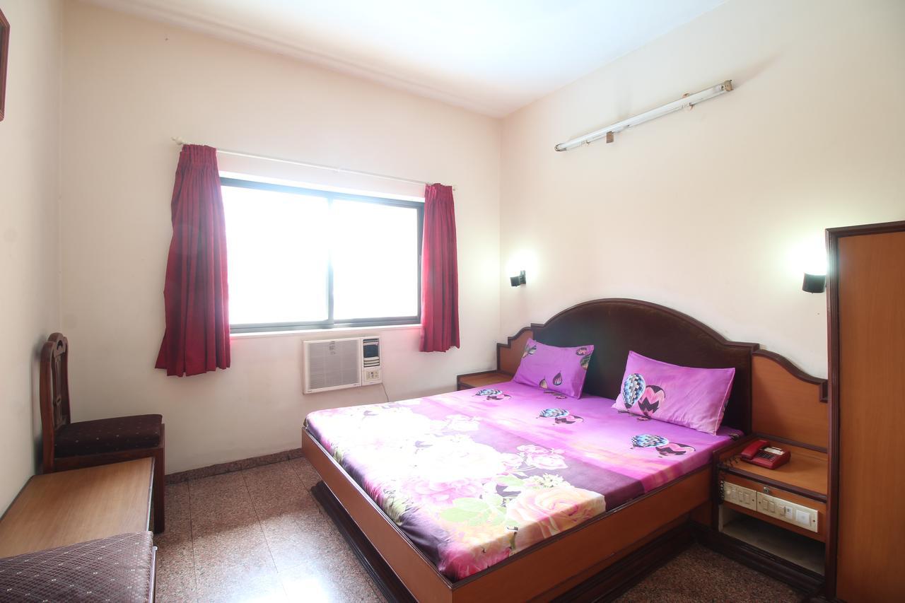 Soubhagya Inn Сілвасса Екстер'єр фото
