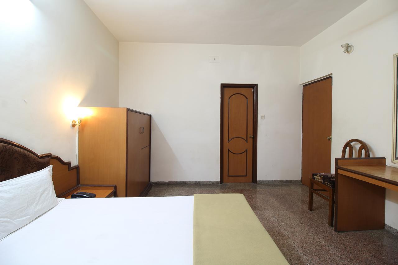 Soubhagya Inn Сілвасса Екстер'єр фото