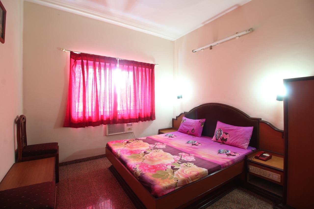 Soubhagya Inn Сілвасса Екстер'єр фото